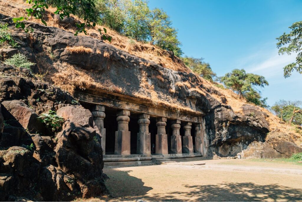 Elephanta Caves, one of the best historical sites in Mumbai
