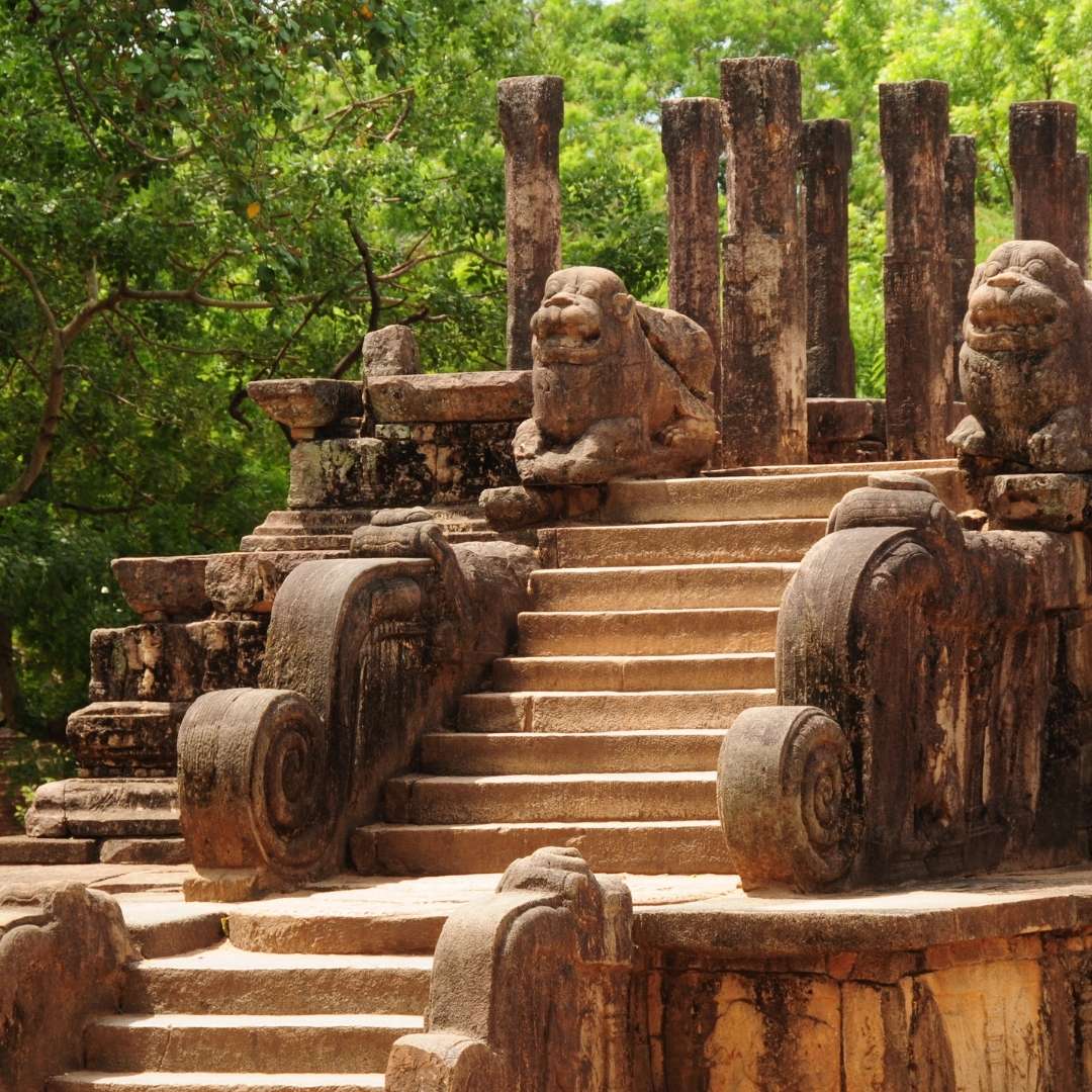 Polonnaruwa travel guide