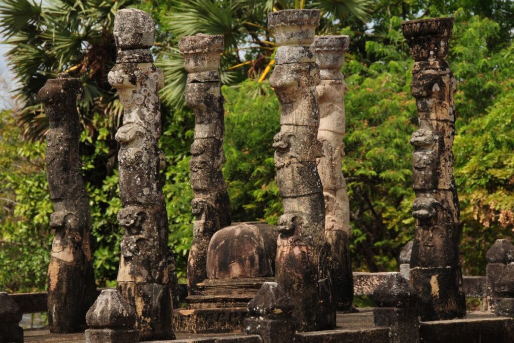 Polonnaruwa travel guide