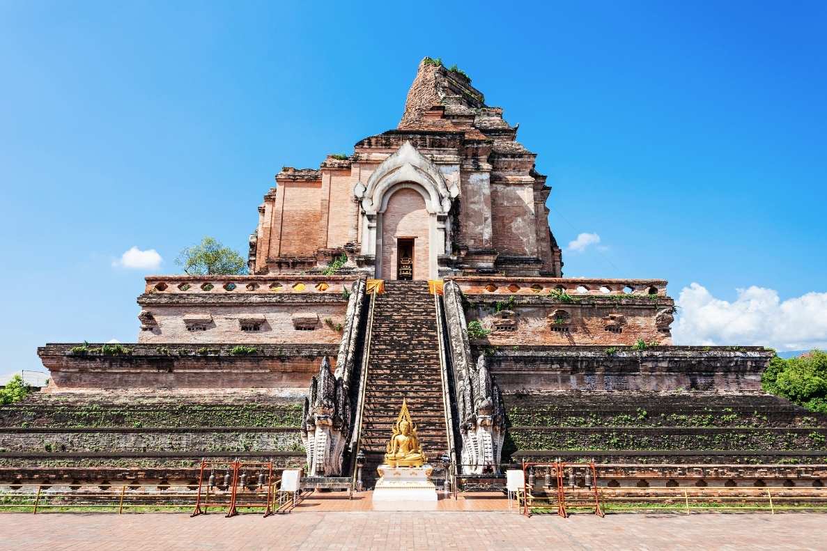 Wat Chedi Luang, one of the best historical places in Thailand