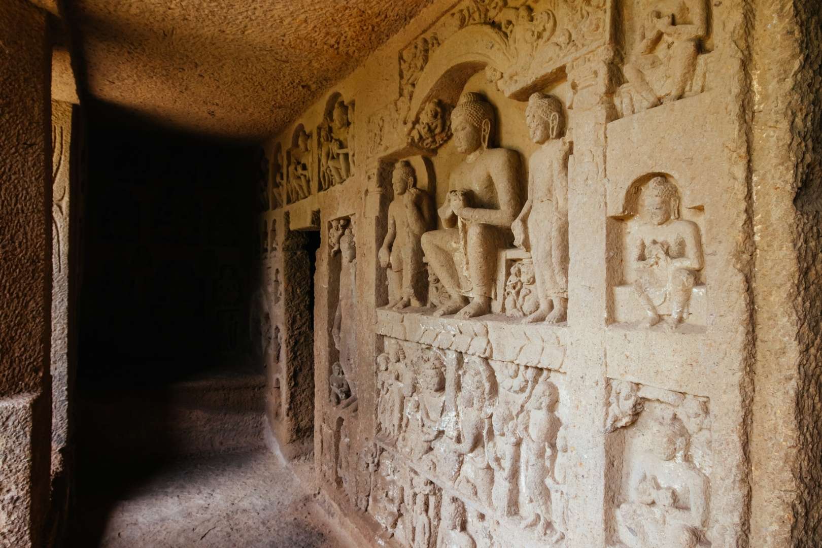 Kanheri Caves, one of the best historical places in Mumbai